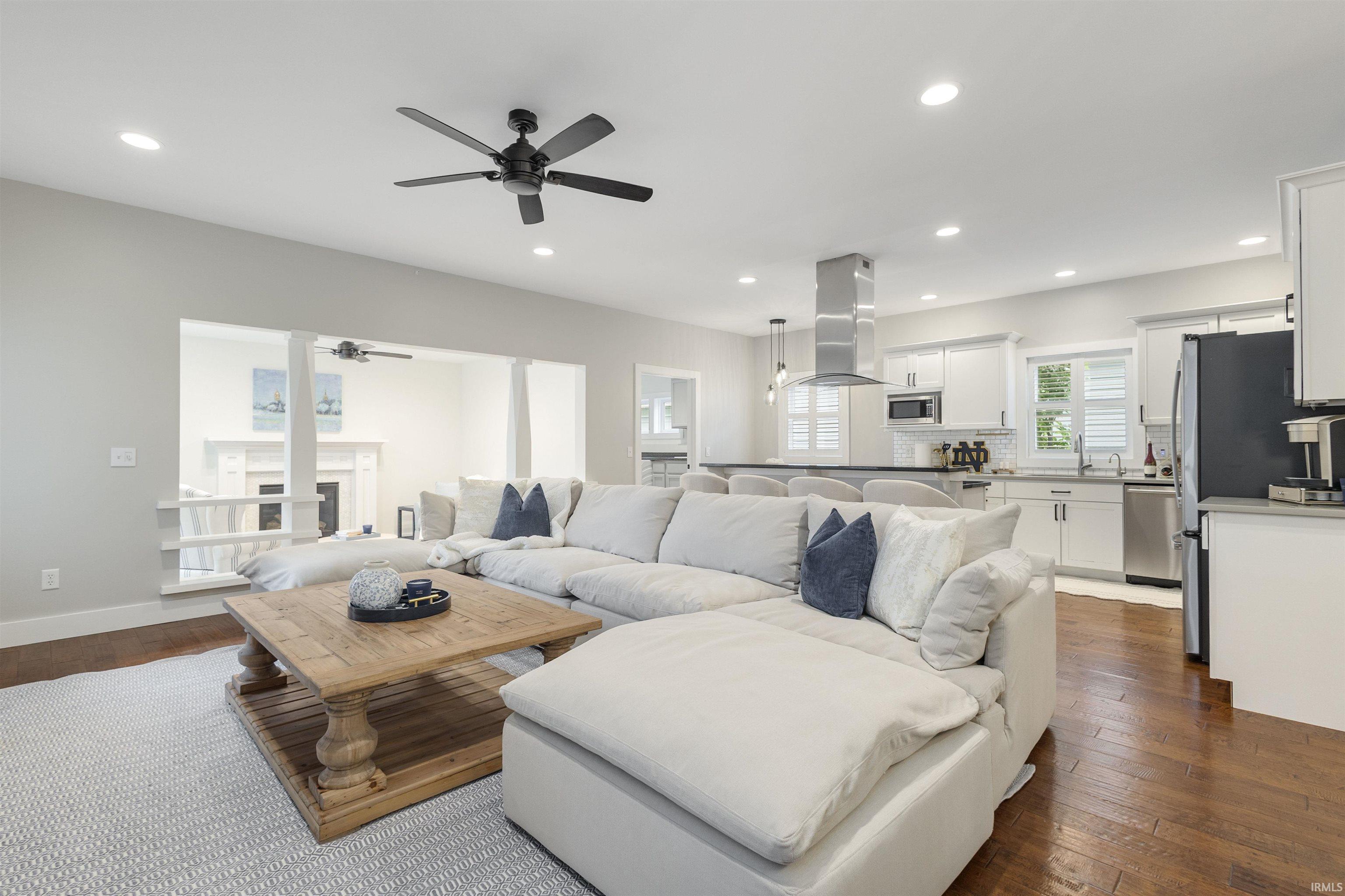 1122 Burns Street South Bend IN 46617