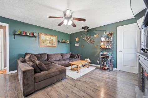8092 S 300 E Markleville IN 46056
