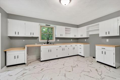 5453 S Westwood Drive Knightstown IN 46148