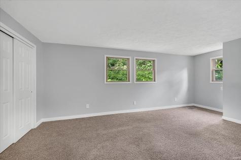5453 S Westwood Drive Knightstown IN 46148