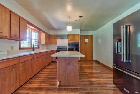 7965 W Franklin Road Mount Vernon IN 47620