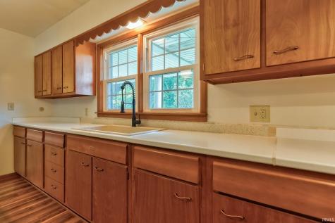 7965 W Franklin Road Mount Vernon IN 47620