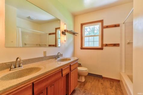 7965 W Franklin Road Mount Vernon IN 47620