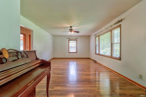 7965 W Franklin Road Mount Vernon IN 47620