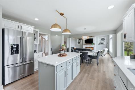 1010 Woodland Crossing Fort Wayne IN 46825