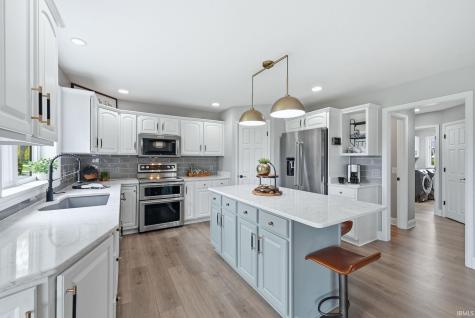 1010 Woodland Crossing Fort Wayne IN 46825