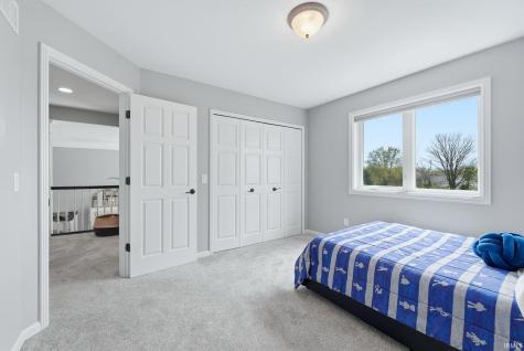 1010 Woodland Crossing Fort Wayne IN 46825