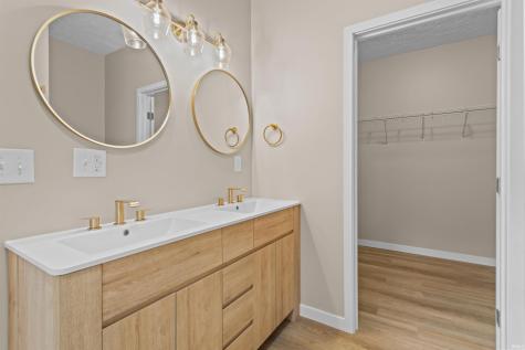 709 E Main Street Greentown IN 46936