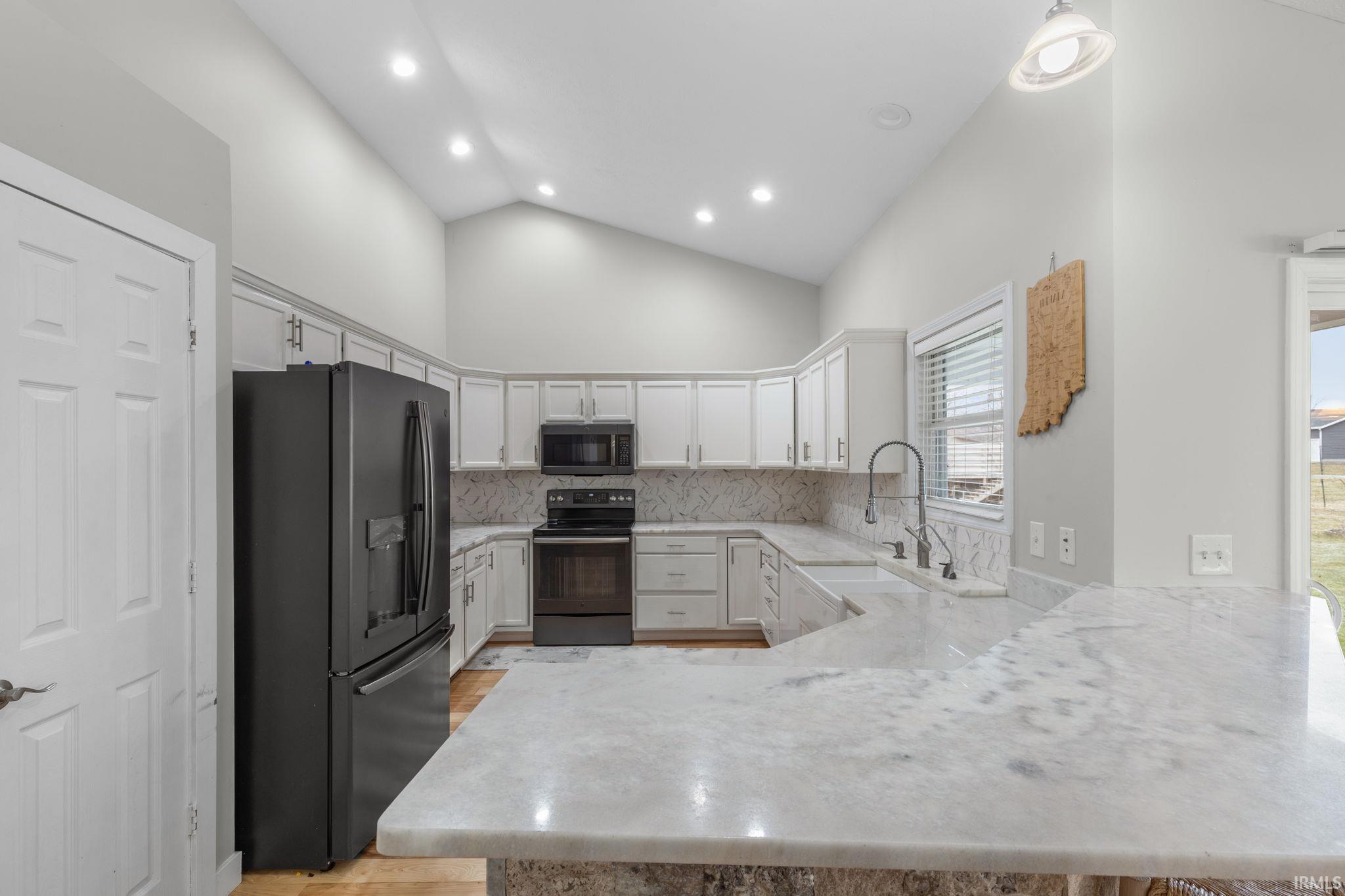 57318 Garnet Lane Goshen IN 46528