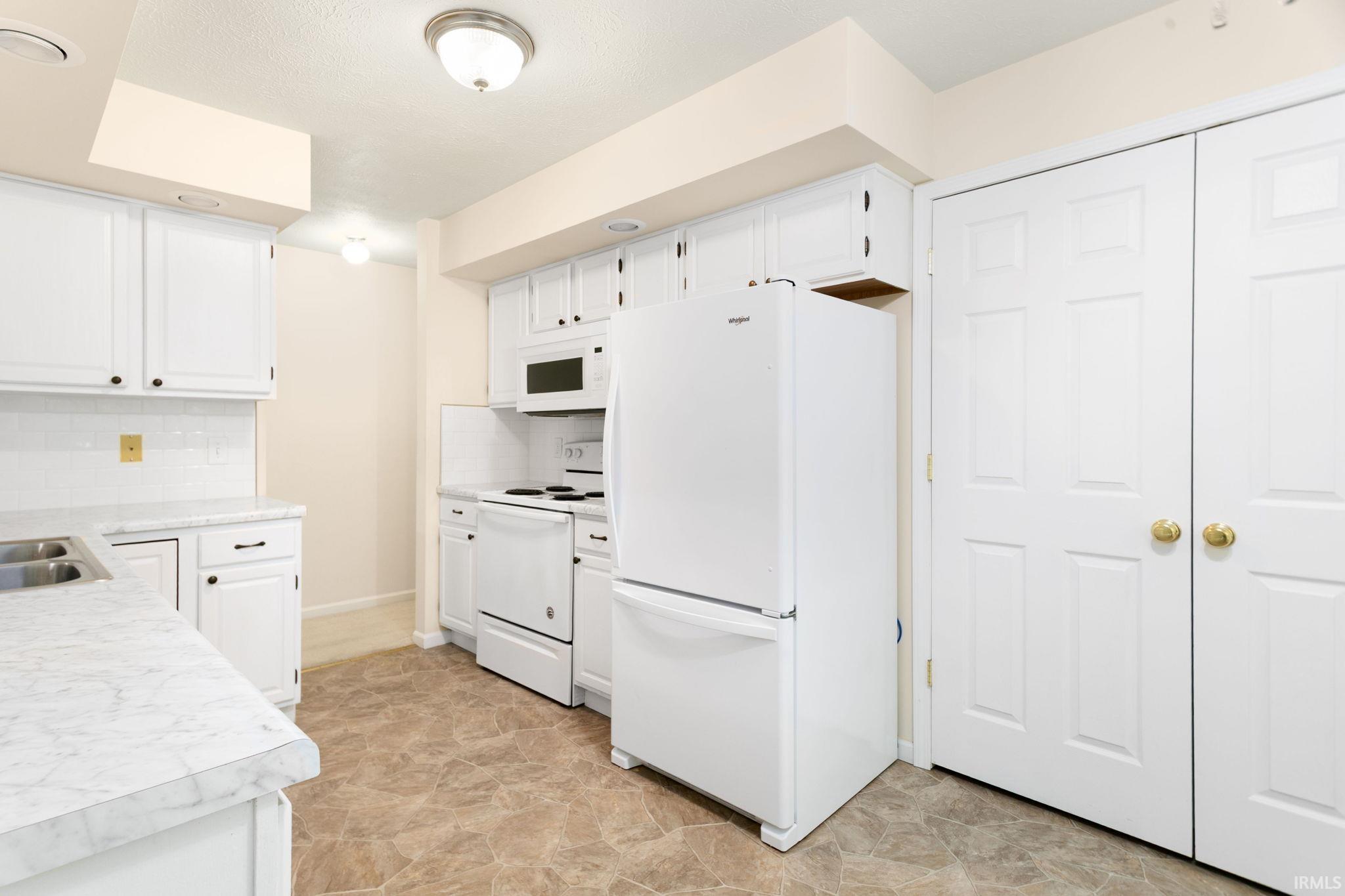 4342 Cross Creek Drive South Bend IN 46628