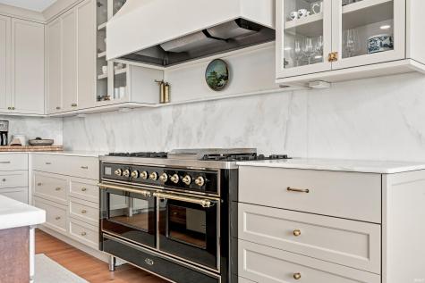 1929 E 900 N Huntington IN 46750