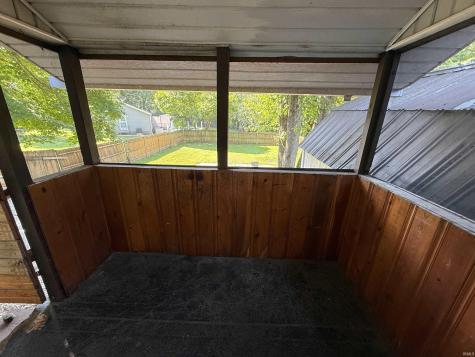 1211 E Spruce Street Petersburg IN 47567