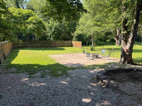 1211 E Spruce Street Petersburg IN 47567