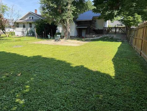 1211 E Spruce Street Petersburg IN 47567