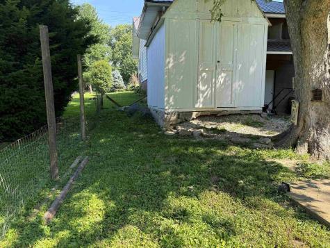 1211 E Spruce Street Petersburg IN 47567