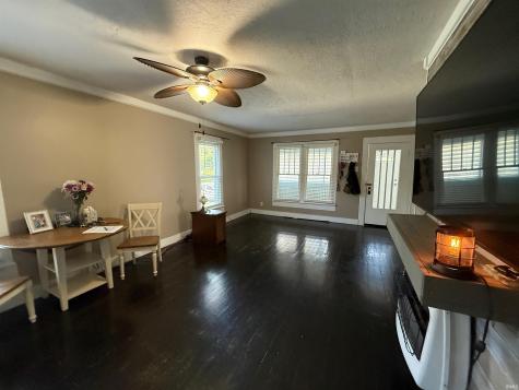 1211 E Spruce Street Petersburg IN 47567