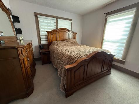 1211 E Spruce Street Petersburg IN 47567
