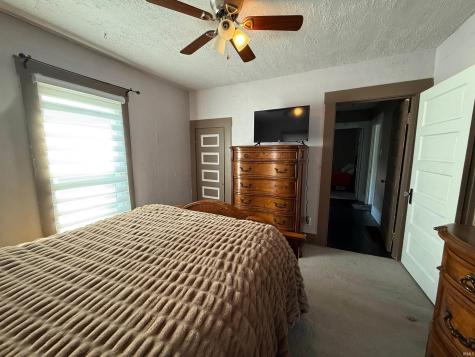 1211 E Spruce Street Petersburg IN 47567
