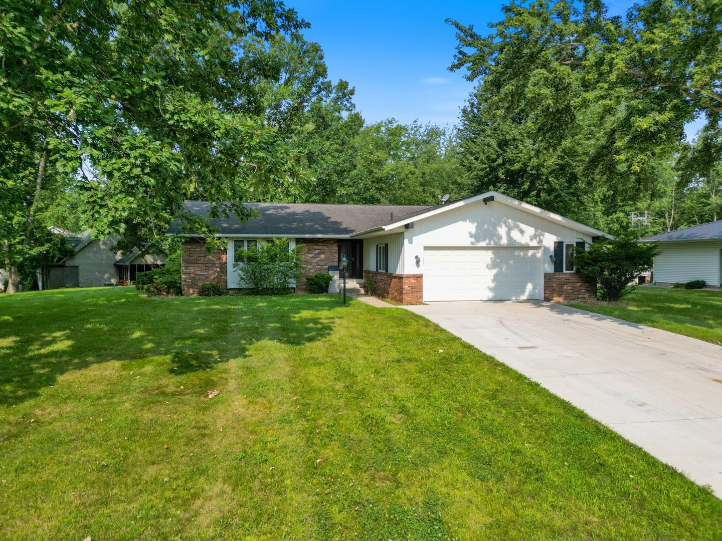 1220 Windsor Way Warsaw IN 46580