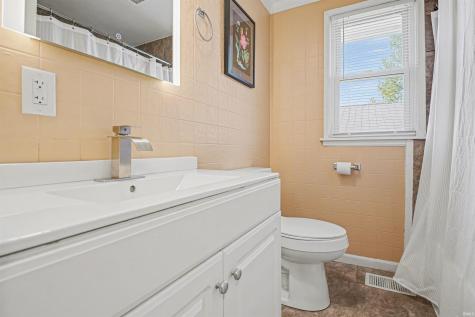 1615 Altgeld Street South Bend IN 46614