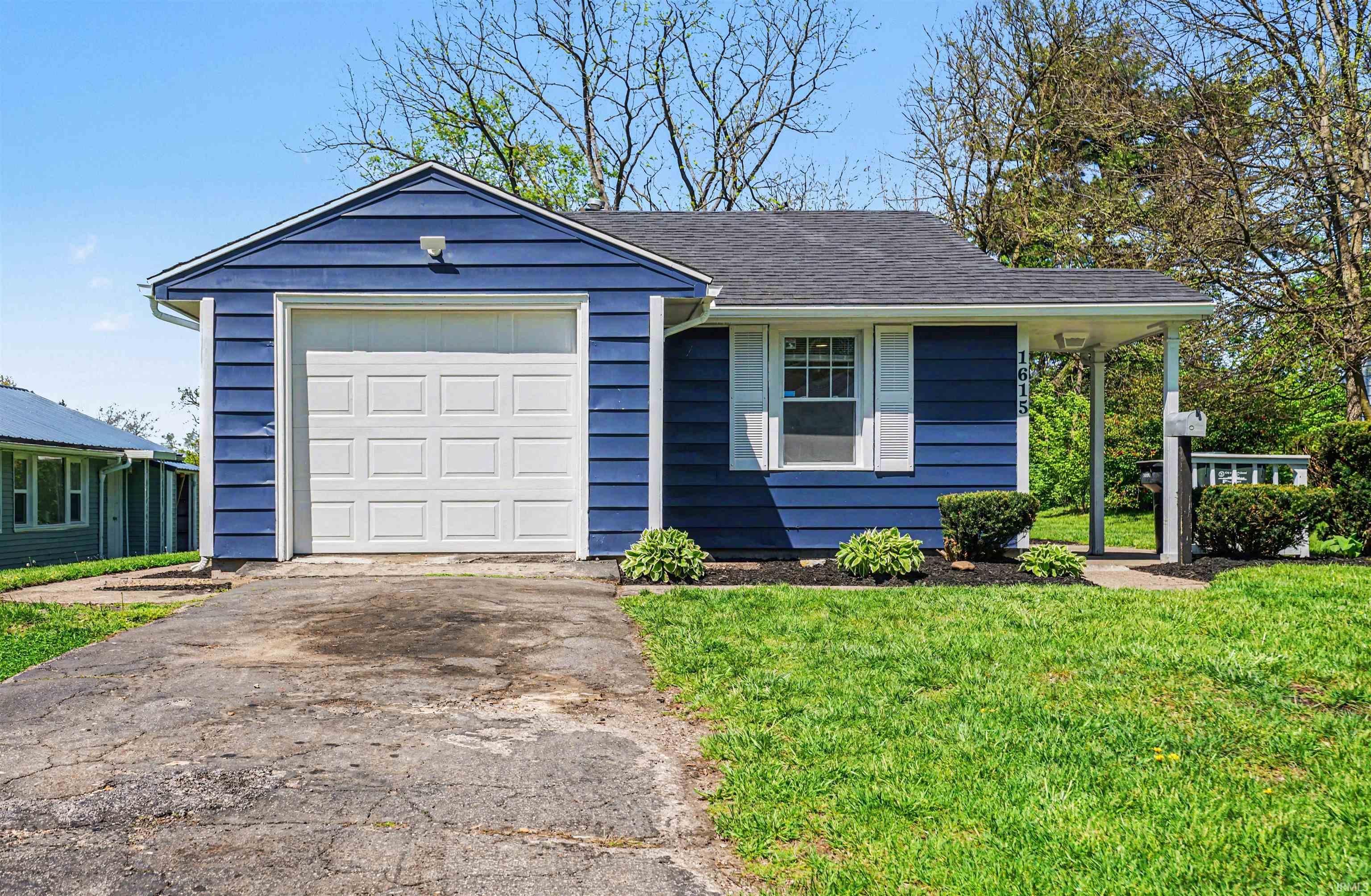 1615 Altgeld Street South Bend IN 46614