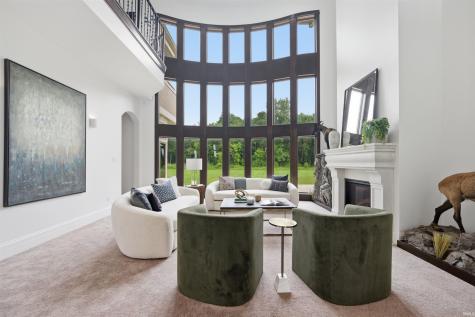 910 S 800 E Zionsville IN 46075