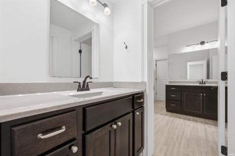 910 S 800 E Zionsville IN 46075
