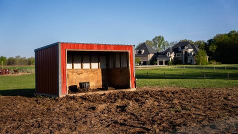 910 S 800 E Zionsville IN 46075