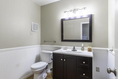 3409 Rosewood Drive Fort Wayne IN 46804