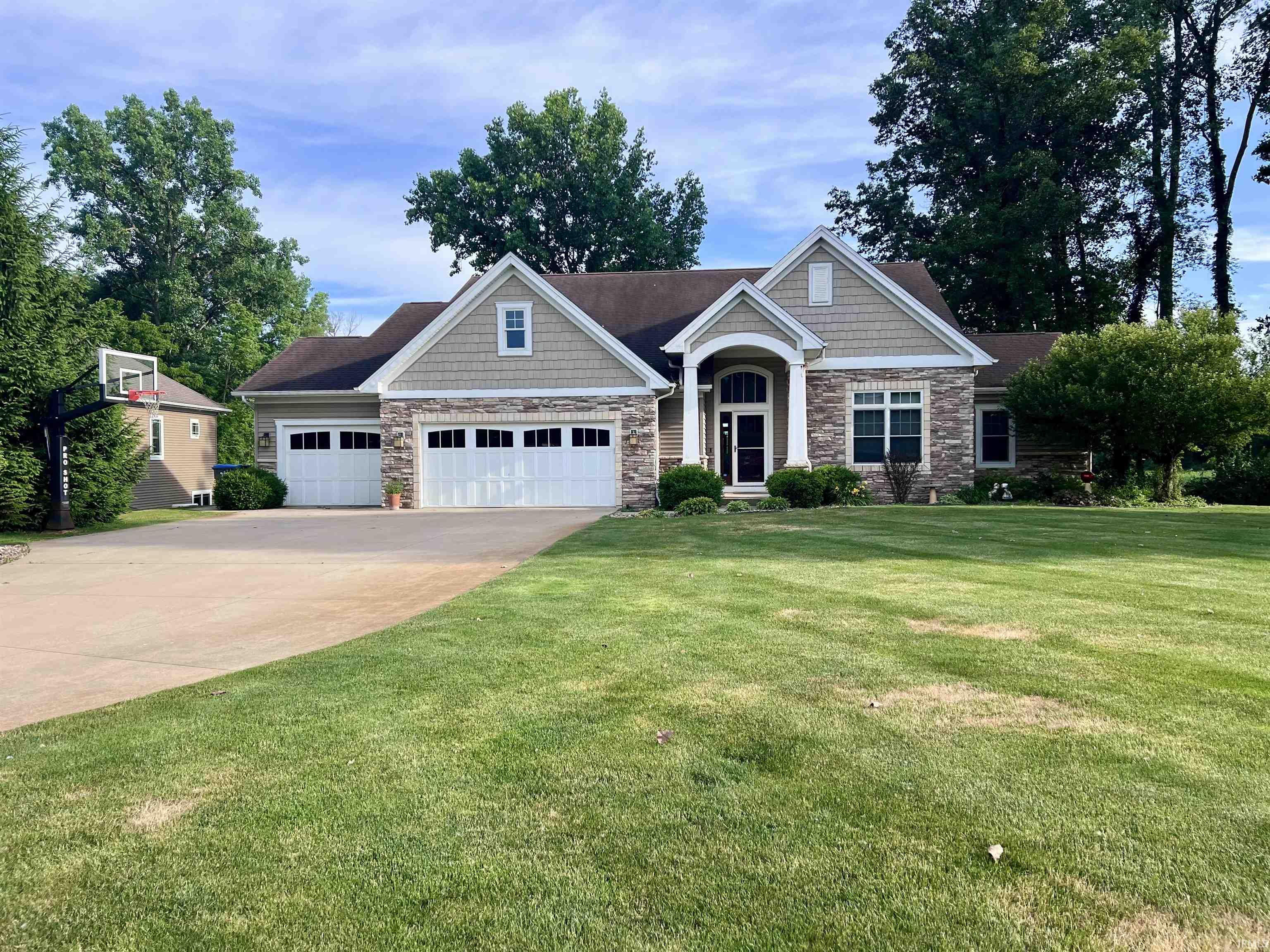 16292 Norwood Lane Goshen IN 46526