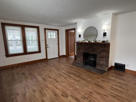1209 N Boeke Road Evansville IN 47711