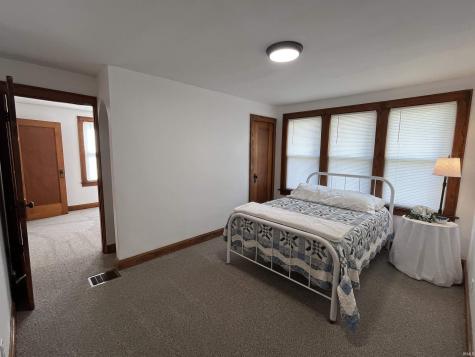 1209 N Boeke Road Evansville IN 47711