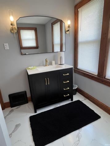 1209 N Boeke Road Evansville IN 47711