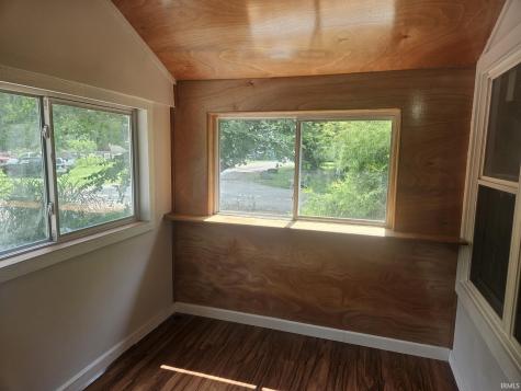 8416 E Lindstrom Lane New Carlisle IN 46552