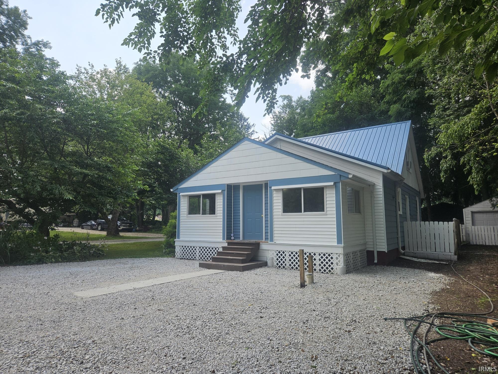 8416 E Lindstrom Lane New Carlisle IN 46552