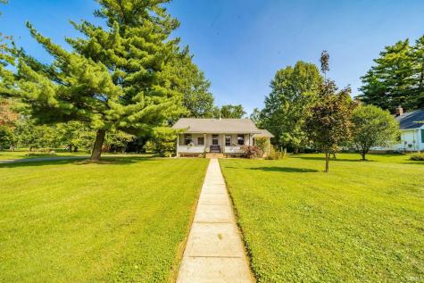 1996 W Railroad Street New Castle IN 47362