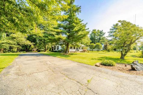 1996 W Railroad Street New Castle IN 47362