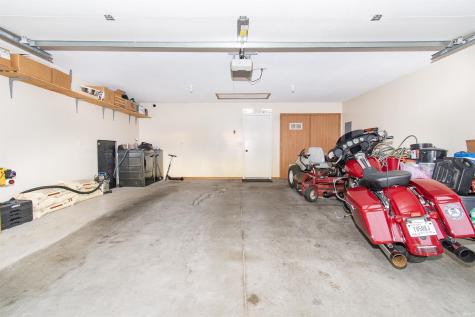 615 Seville Court Ligonier IN 46767