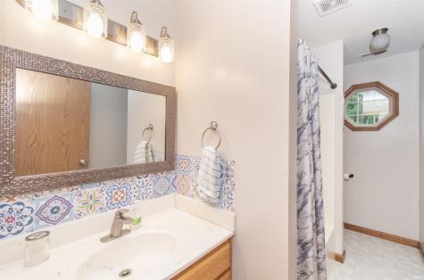 615 Seville Court Ligonier IN 46767
