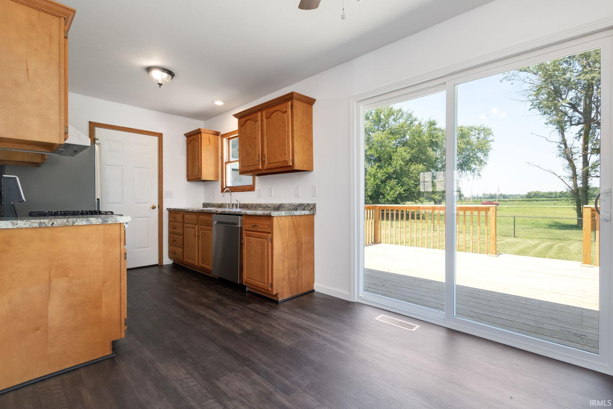 7095 E Us Highway 20 New Carlisle IN 46552
