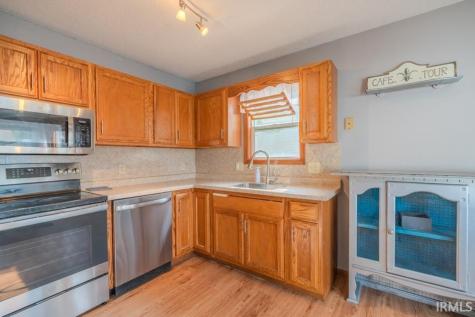 516 Brairfield Drive Fort Wayne IN 46825