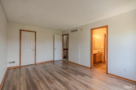 516 Brairfield Drive Fort Wayne IN 46825