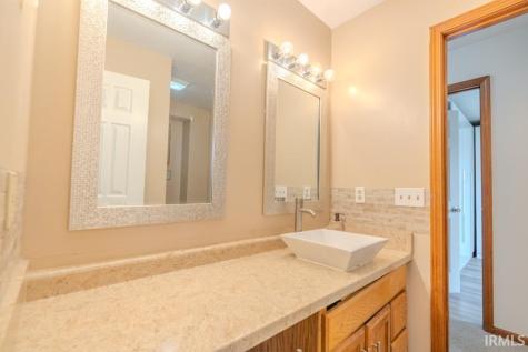 516 Brairfield Drive Fort Wayne IN 46825