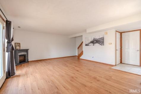 516 Brairfield Drive Fort Wayne IN 46825