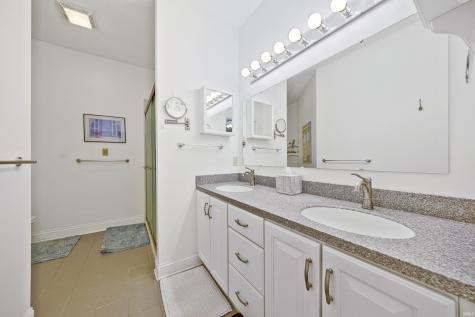 3210 Roselawn Circle Evansville IN 47711
