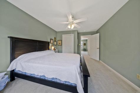 3210 Roselawn Circle Evansville IN 47711