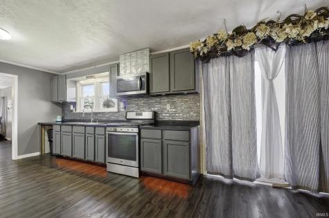 817 E Main Street Greentown IN 46936