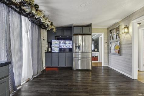 817 E Main Street Greentown IN 46936