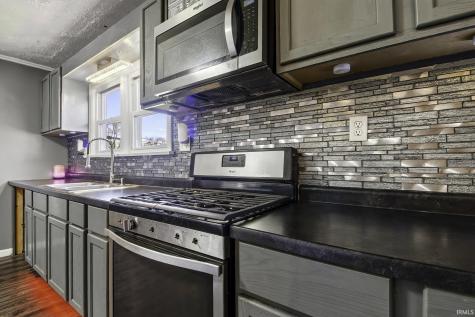 817 E Main Street Greentown IN 46936