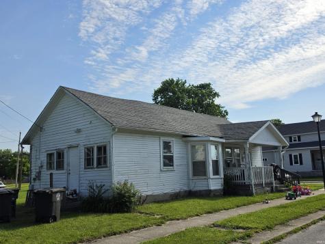 1332 Harmar Street Fort Wayne IN 46803